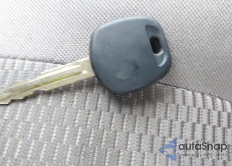 2005 Toyota Rav4 from USA, damaged, VIN JTEGD20V750049385